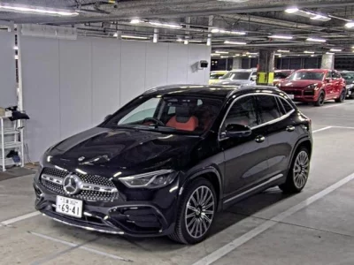 Mercedes-Benz GLA CLASS