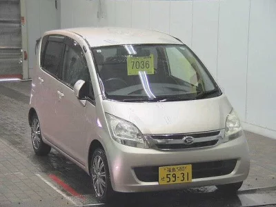 Daihatsu MOVE  с аукциона в Японии