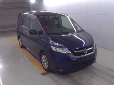 Nissan SERENA  с аукциона в Японии