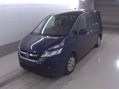 Nissan SERENA  с аукциона в Японии