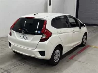 Honda FIT лот № 30024 оценка 3.5  с аукциона в Японии 4