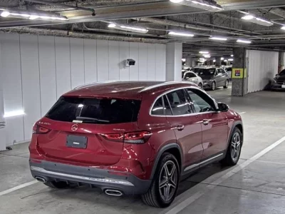 Mercedes-Benz GLA CLASS