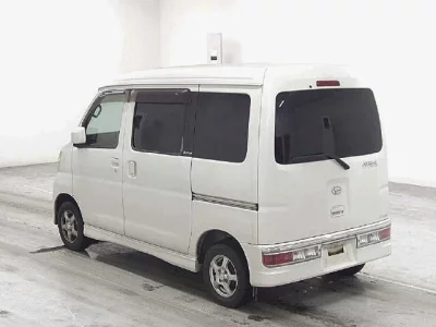 Daihatsu Atrai Wagon  с аукциона в Японии