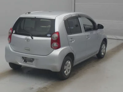 Toyota PASSO  с аукциона в Японии