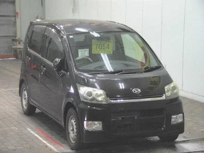Daihatsu MOVE  с аукциона в Японии