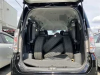 Toyota VOXY лот № 30038 оценка 4  с аукциона в Японии 9