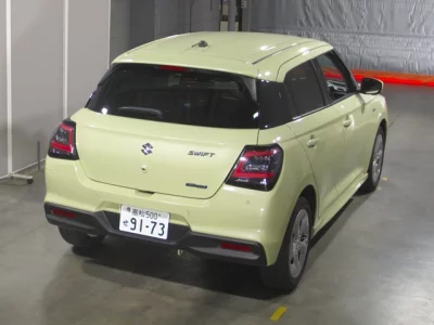 Suzuki SWIFT  с аукциона в Японии