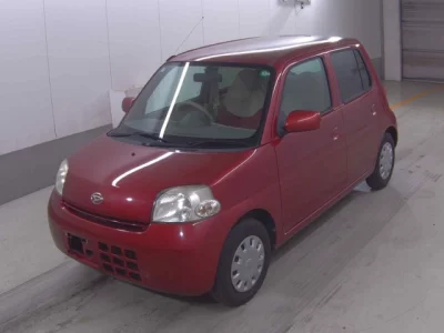 Daihatsu Esse