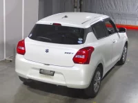 Suzuki SWIFT лот № 25 оценка 3.5  с аукциона в Японии 1