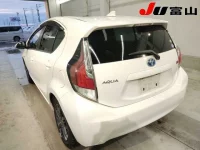 Toyota AQUA лот № 3009 оценка 3.5  с аукциона в Японии 1