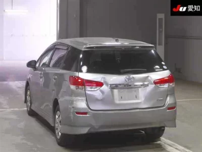 Toyota WISH  с аукциона в Японии