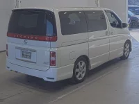 Nissan ELGRAND лот № 3020 оценка 3.5  с аукциона в Японии 1