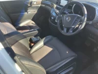 Nissan ELGRAND лот № 3024 оценка 4  с аукциона в Японии 7