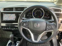 Honda FIT лот № 30086 оценка 3.5  с аукциона в Японии 2