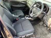 Honda FIT лот № 30086 оценка 3.5  с аукциона в Японии 6