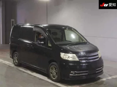 Nissan SERENA  с аукциона в Японии