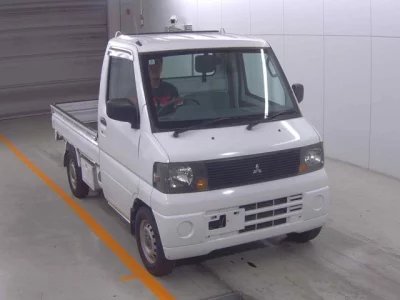 Mitsubishi MINICAB TRUCK