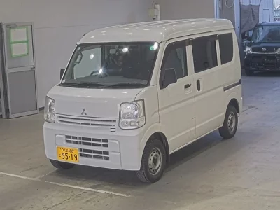 Mitsubishi MINICAB VAN