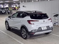 Renault Captur лот № 599 оценка 5  с аукциона в Японии 4