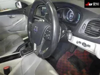 Volvo V40 лот № 30044 оценка 3.5  с аукциона в Японии 4
