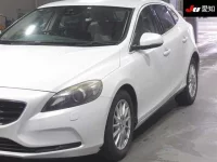 Volvo V40 лот № 30044 оценка 3.5  с аукциона в Японии 6