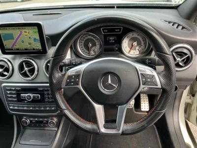 Mercedes-Benz GLA CLASS