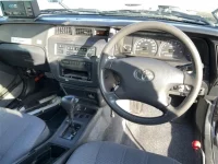 Toyota CROWN COMFORT лот № 2051 оценка R  с аукциона в Японии 2