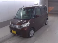 Nissan DAYZ ROOX лот № 3001 оценка 4.5  с аукциона в Японии 2