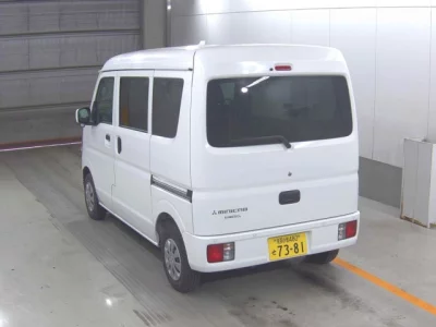 Mitsubishi MINICAB VAN