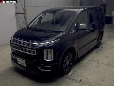 Mitsubishi DELICA D5