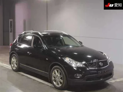 Nissan SKYLINE CROSSOVER