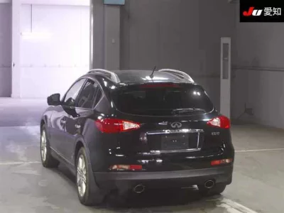 Nissan SKYLINE CROSSOVER