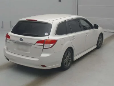 Subaru LEGACY  с аукциона в Японии