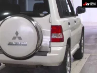 Mitsubishi PAJERO IO лот № 30138 оценка 3.5  с аукциона в Японии 7