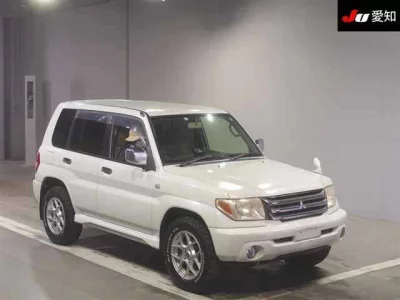 Mitsubishi PAJERO IO