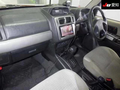 Mitsubishi PAJERO IO