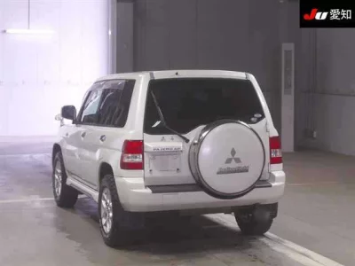 Mitsubishi PAJERO IO