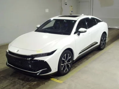 Toyota CROWN CROSSOVER  с аукциона в Японии