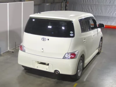 Toyota BB