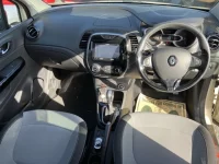 Renault Captur лот № 1410 оценка 4  с аукциона в Японии 3