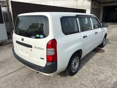 Toyota PROBOX  с аукциона в Японии