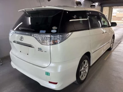 Toyota ESTIMA HYBRID