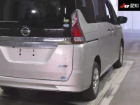 Nissan SERENA лот № 30167 оценка 3.5  с аукциона в Японии 7