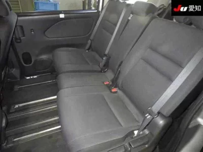 Nissan SERENA  с аукциона в Японии