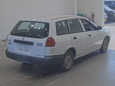 Nissan AD  с аукциона в Японии