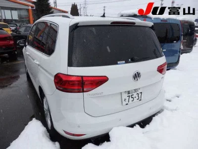 Volkswagen GOLF TOURAN