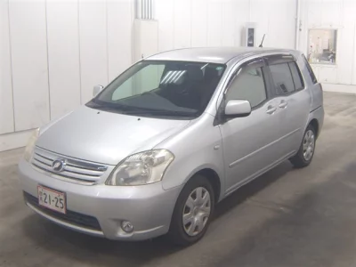 Toyota RAUM