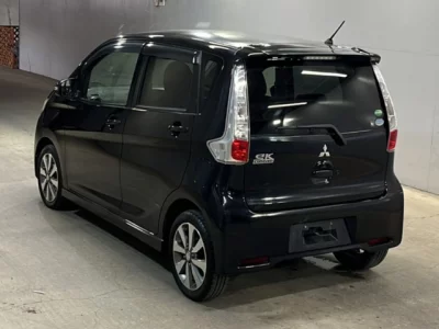 Mitsubishi EK CUSTOM