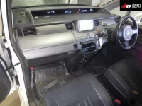 Honda STEP WAGON лот № 30192 оценка 3.5  с аукциона в Японии 2