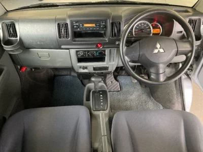 Mitsubishi MINICAB VAN